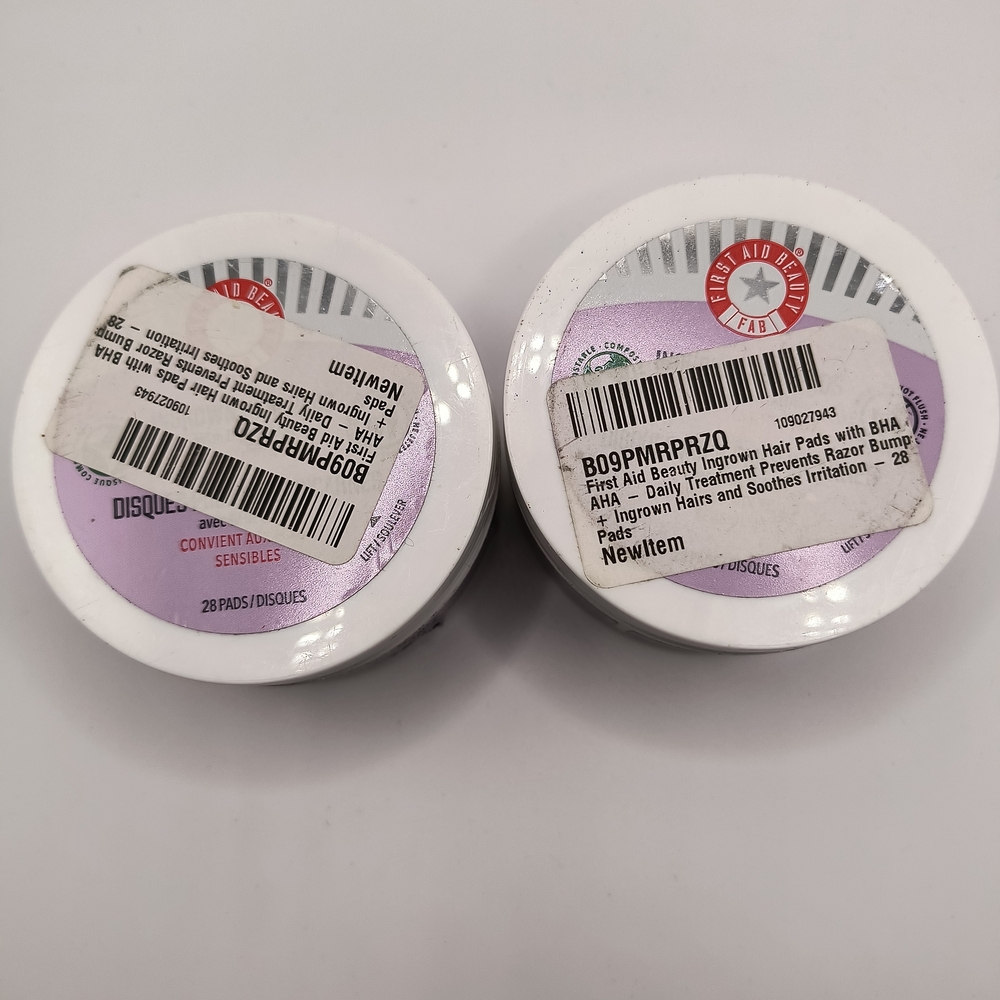 First Aid Beauty Ingrown Hair Pads BHA & AHA 28 CT Each Sealed Soothe Irritation